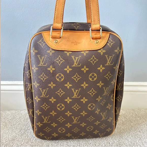 Louis Vuitton Other - Auth Louis Vuitton LV Handbag Excursion Brown Monogram